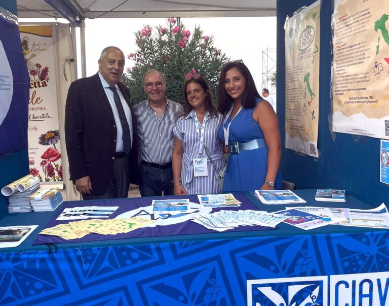 Un’esplosione di sapori e profumi a Mondello: il successo del Ciavuri e Sapuri Fest
